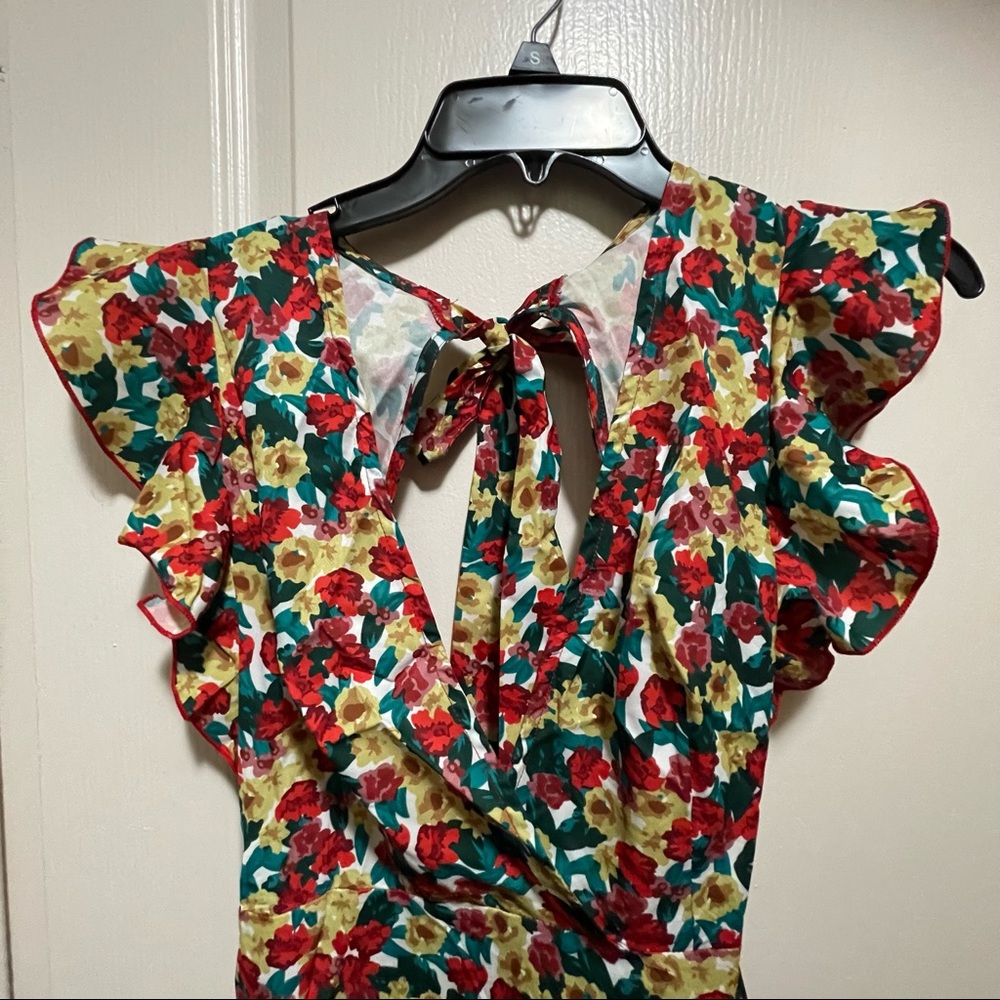 Colorful Ruffled Backless Floral Dress - Picture 5 of 6